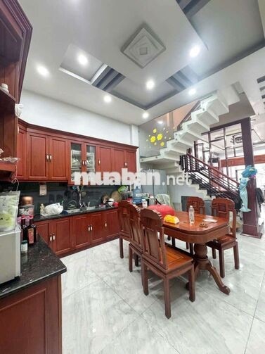 Giảm 600tr Nguyễn Triệu Luật gần chợ  3 tầng 4.5x20m hơn 7 tỷ TL
