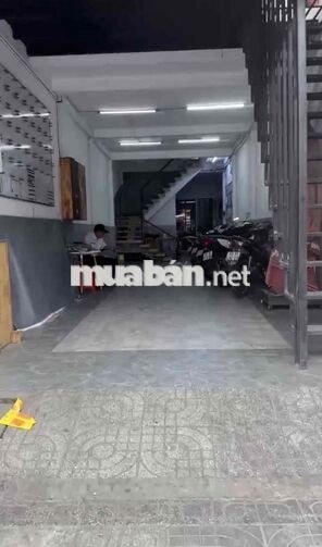 CHO THUÊ VĂN PHÒNG 105M2 CÓ THANG MÁY,CHỖ ĐỂ XE FREE