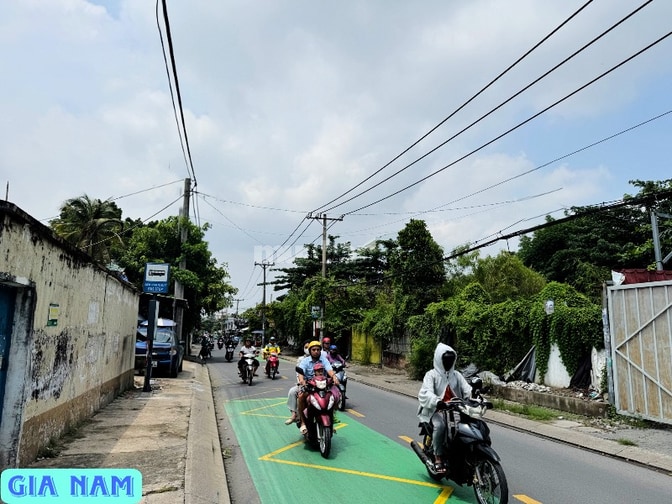 BÁN NHÀ 2 MẶT TIỀN TRƯỚC VÀ SAU : 231 XÔ VIẾT NGHỆ TĨNH - P. 28 - Q.BT