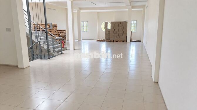 Cho Thuê nhà mặt tiền Nguyên căn - Làm kho có thể kết hợp làm VP
