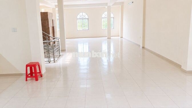 Cho Thuê nhà mặt tiền Nguyên căn - Làm kho có thể kết hợp làm VP