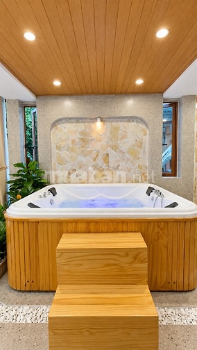 NHÀ GÓC CHÍNH CHỦ NGAY CẦU RỒNG KIỆT Ô TÔ ĐỖ SẴN DÒNG TIỀN