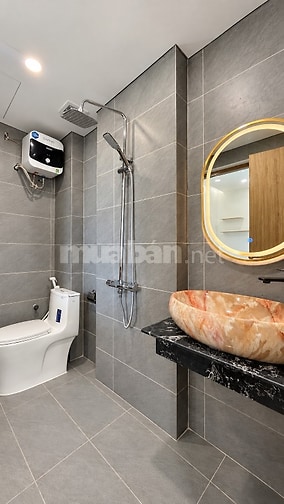 NHÀ GÓC CHÍNH CHỦ NGAY CẦU RỒNG KIỆT Ô TÔ ĐỖ SẴN DÒNG TIỀN