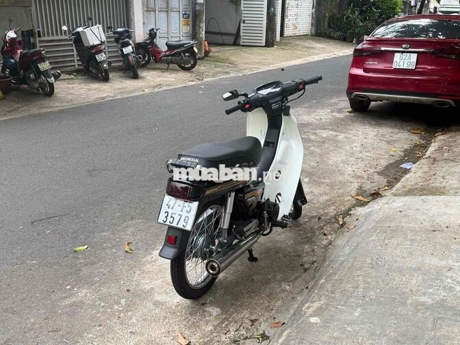 Honda Dream Thái Lùn Đen, Trắng