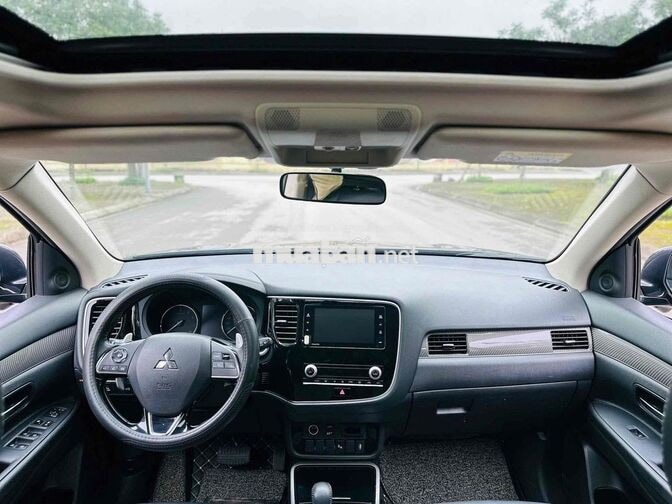 Mitsubishi Outlander sx2021 Premium