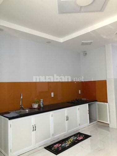 Bán nhà đường Cao Thắng,Phú Nhuận,nhà 2 tầng BTCT mới 36m2 chỉ 5,5 tỷ