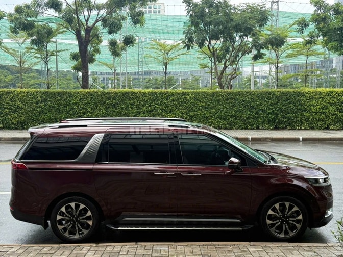 KIA CARNIVAL SIGNATURE 3.5 XĂNG 2023, 1 CHỦ, 10.000 KM,  NGUYÊN BẢN
