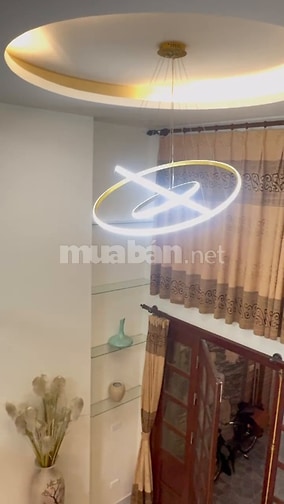 Cho thuê nhà 1 tầng+ gác lửng, nhà đẹp khu Vạn Phúc, Vạn Bảo,Ba Đình