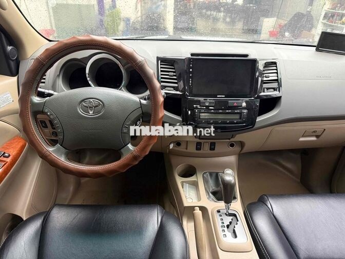 Toyota Fortuner 2009 Tự động Bạc 7 chỗ