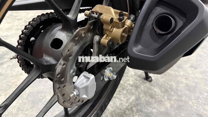 Winner V4 ABS 2025 LƯỚT 4500 km siêu cọp Bạc nhám