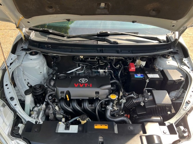 TOYOTA YARIS 1.3G AT 2015 Nhập Thái Lan