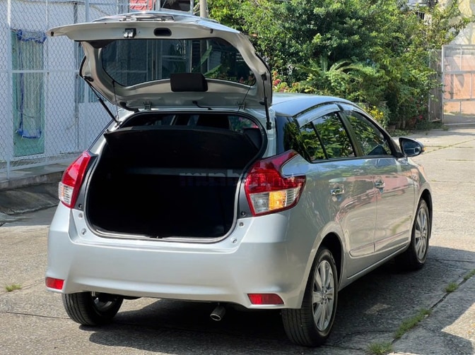 TOYOTA YARIS 1.3G AT 2015 Nhập Thái Lan