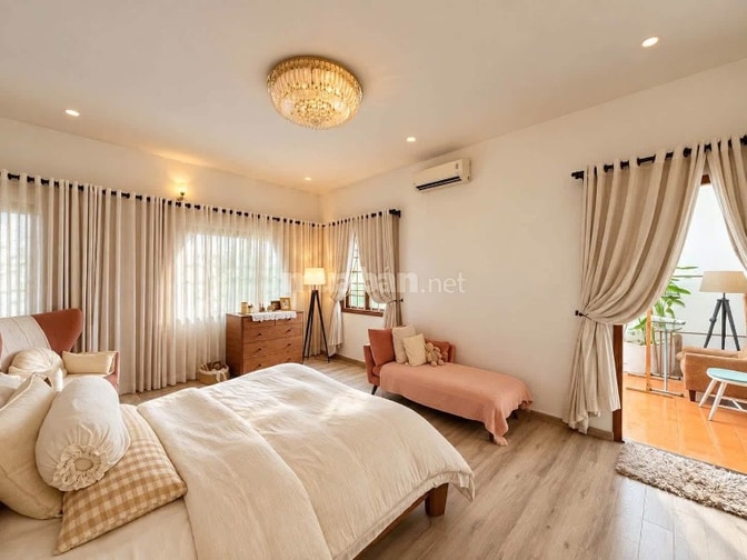 Chủ gửi bán biệt thự CMT8 giáp Q10 Q3 - 200m2 chỉ 37,5 tỷ
