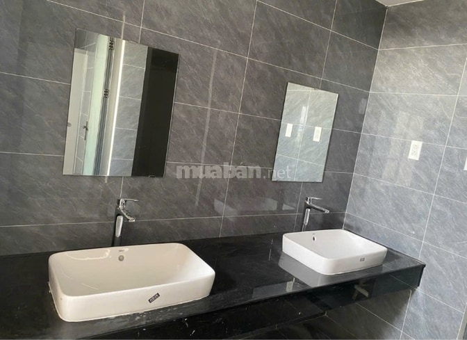 Cho Thuê Văn Phòng Độc Lập đường Nguyễn Hữu Tho. - 280m2