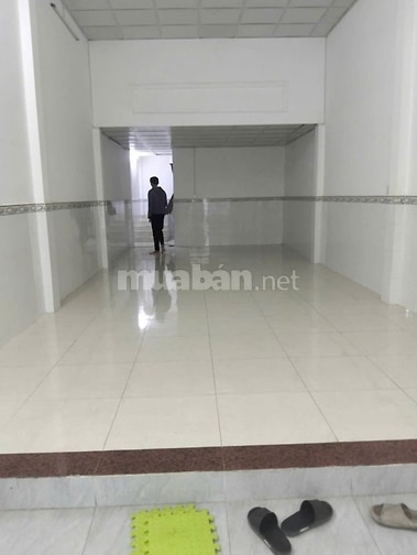Cho thuê nhà mặt tiền chợ Phạm Văn Bạch, Gò Vấp, 4x16m, giá 20tr/th