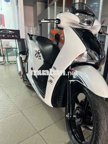 Honda SH 2018 Trắng Tự động