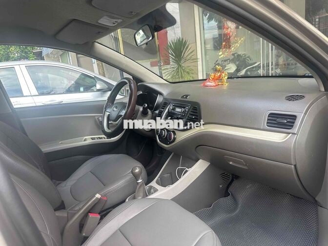 Kia Morning 2024 Số sàn Xăng 5 chỗ Vàng cát