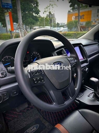 Ford Ranger XLS AT 2020 49000 km Siêu Cọp