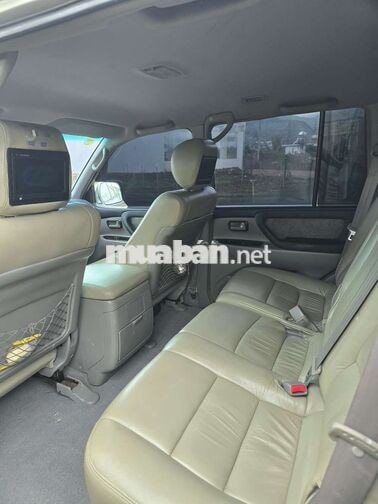 Toyota Landcruiser LC105 2005 Vàng cát Số sàn