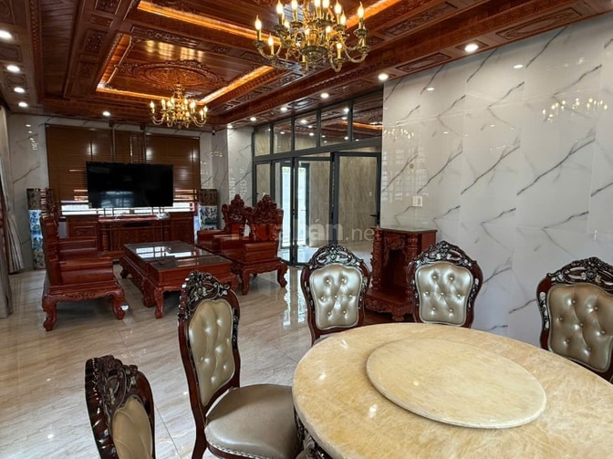 Giảm 42T xuống 38T. Biệt thự Đại Phúc Green Villas, đối dện công viên