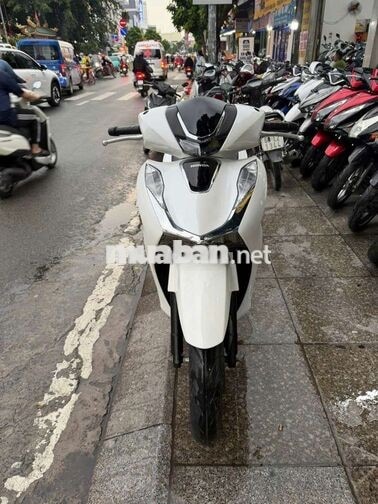 Honda SH 125 2024 Trắng Đã sử dụng