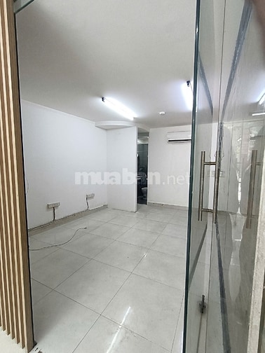 Cho thuê mặt bằng đối diện trường Thoại Ngọc Hầu (767 Lũy Bán Bích)