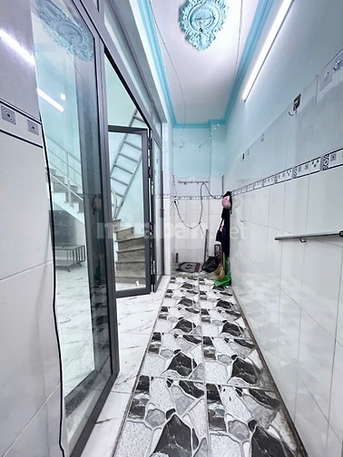 3 tầng Âu Dương Lân P3 Q8 2PN, Nhà có sẵn nội thất, gần cầu chữ Y 
