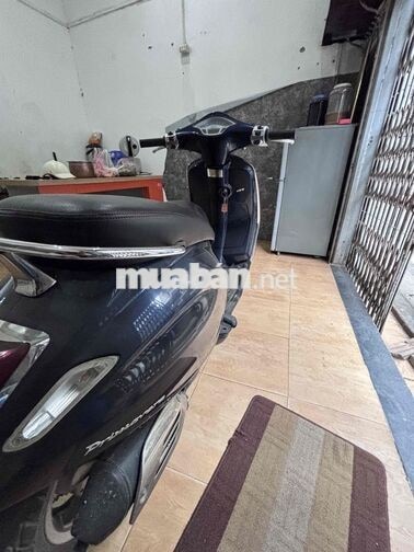 Piaggio Vespa Primavera Nhập khẩu Xám