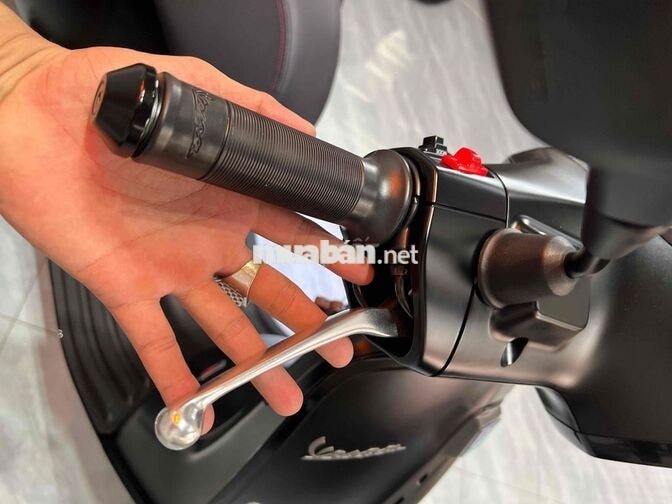 Piaggio Vespa 125ie 2025 Đen Siêu lướt