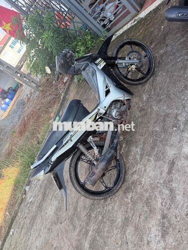 Yamaha Sirius Đen Bạc Xe số