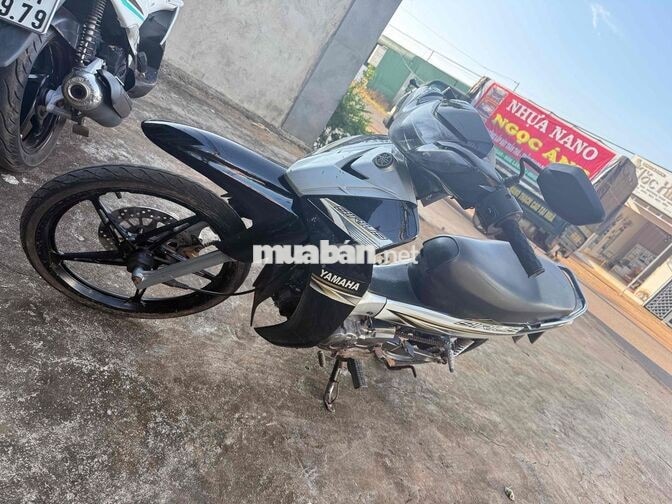 Yamaha Sirius Đen Bạc Xe số