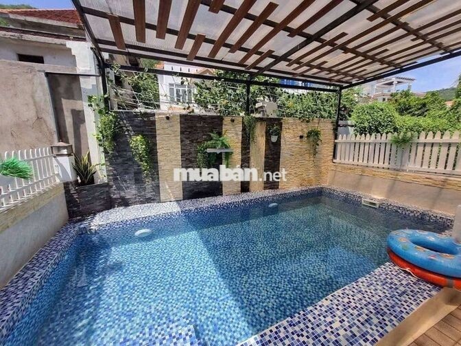 Cho thuê villa hồ bơi 5PN gần biển full nội thất