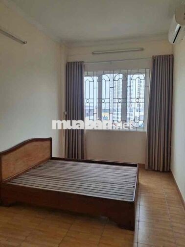 CHO THUÊ CHUNG CU 4PN SỐ MẶT PHỐ TRƯƠNG ĐINH - GIÁ 11 TR Gần đường 2,5