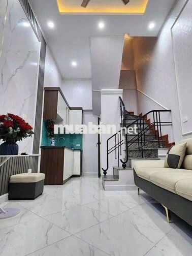 Chính chủ cho thuê nhà nguyên căn phố Hoàng Mai 30m2 x4T 4PN giá 9 tri
