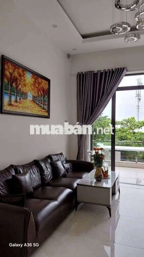 Cho thuê villa hồ bơi 5PN gần biển full nội thất