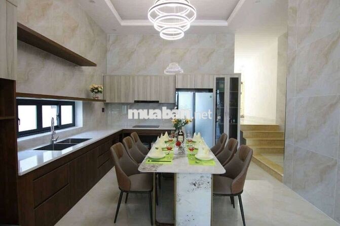 Cho thuê villa hồ bơi 5PN gần biển full nội thất