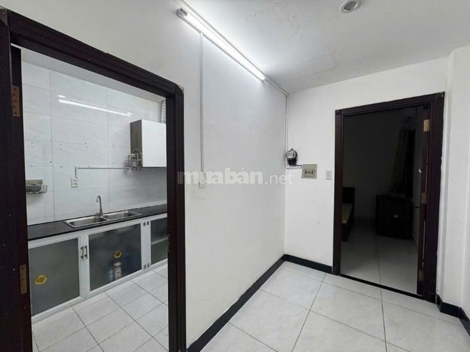 Căn 3 phòng ngủ- Topaz Garden-Trịnh Đình Thảo,nội thất,giá 10,5tr/th