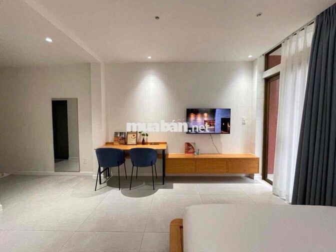 Căn hộ 50m2 Full nội thất như hình khu vực: Vạn Hạnh Mall - ĐH Y Dược.
