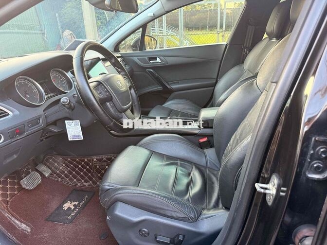 Peugeot 508 Đen 5 chỗ