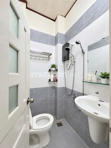 Chính chủ bán nhà Bạch Vân - Trần Tuấn Khải Q5 - 27m2 - chỉ 3,2 tỷ