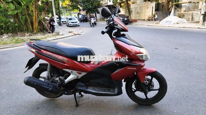 HONDA AIRBLADE NGUYÊN RIN ĐỎ ĐEN MÁY NGON ÊM BS43