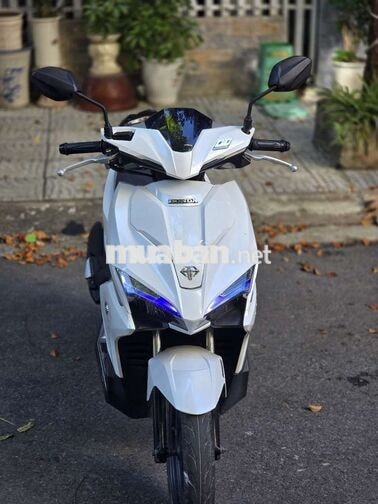Honda Air Blade Trắng