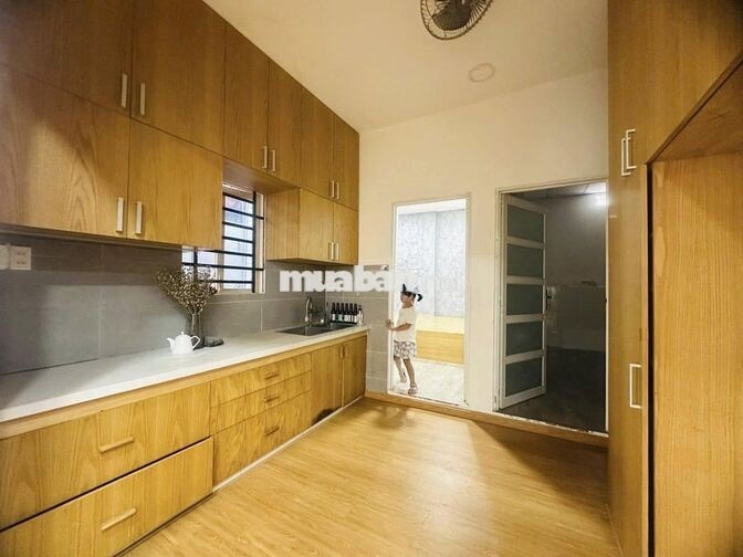 ĐẦU TƯ LỜI NGAY NHÀ 64M²GẦN ĐH NGUYỄN TẤT THÀNH SẮP RA MẶT TIỀN