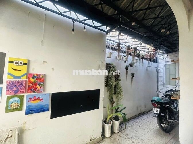 ĐẦU TƯ LỜI NGAY NHÀ 64M²GẦN ĐH NGUYỄN TẤT THÀNH SẮP RA MẶT TIỀN