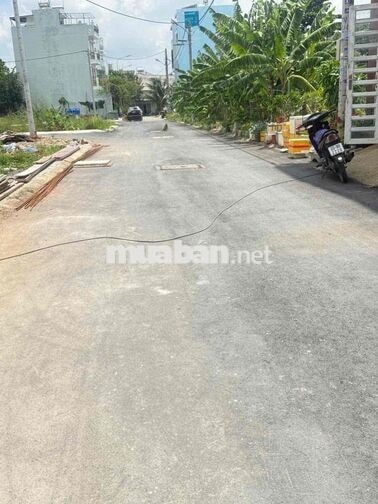 Bán Đất Thạnh xuân 52 Quận 12 dt 5x10,5m đường 7m