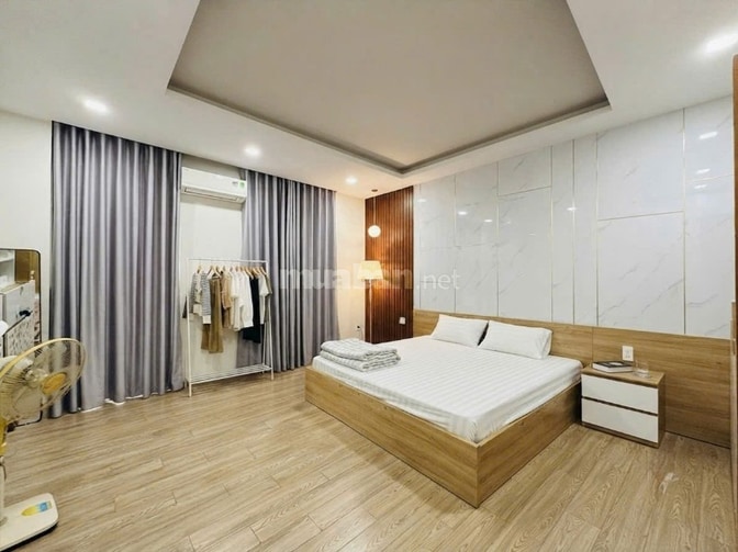 Kẹt tiền bán gấp căn nhà Sadeco Phước Kiển A giá cực tốt