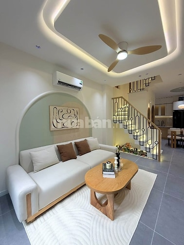 Nhà 1 lầu tuyệt đẹp Cao cấp hẻm Bùi Quang Là, P12, Q.Gò Vấp, giá: 3,68
