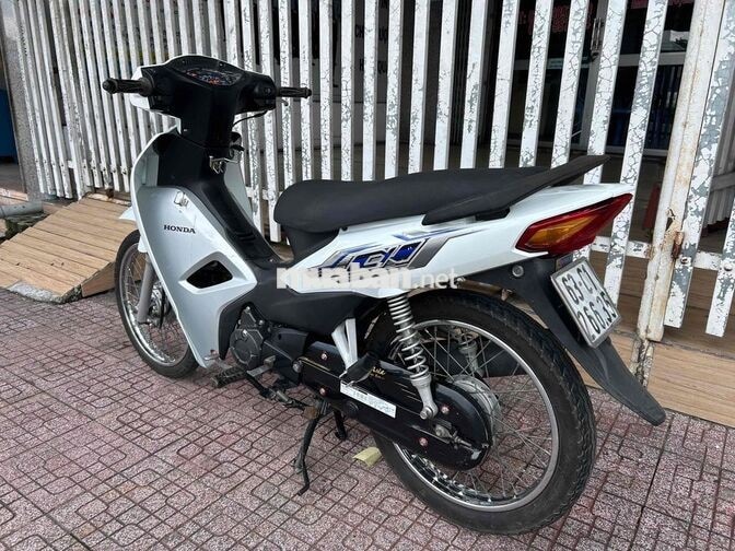 Honda Wave A110 2020 Trắng zin êm chính chủ