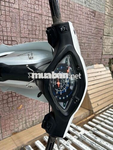 Honda Wave A110 2020 Trắng zin êm chính chủ