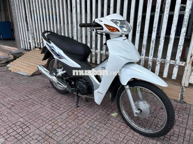 Honda Wave A110 2020 Trắng zin êm chính chủ
